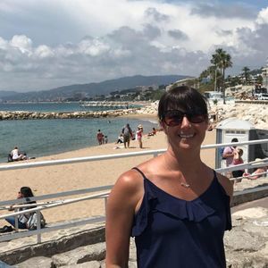 Meet your Posher, Laura